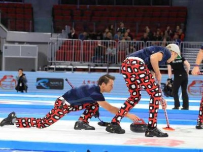中国冰壶公开赛首次来到重庆 冰与火神奇碰撞